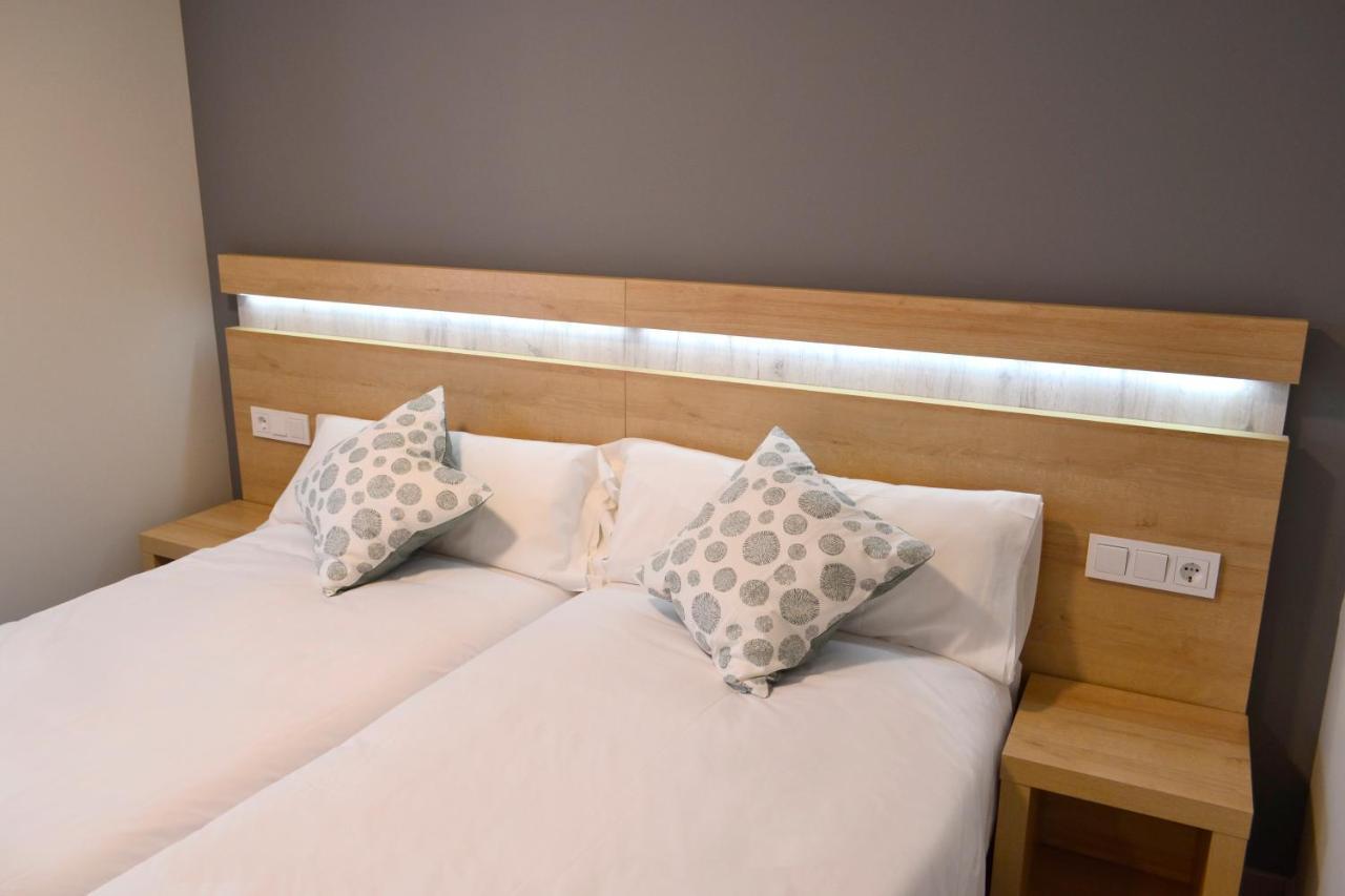 Alda Catedral Hotel ซานติอาโก เด กอมโปสเตลา ภายนอก รูปภาพ