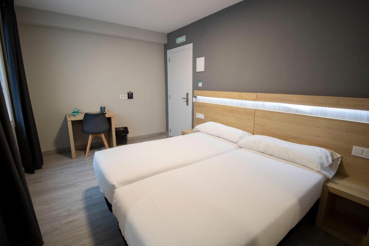 Alda Catedral Hotel ซานติอาโก เด กอมโปสเตลา ภายนอก รูปภาพ